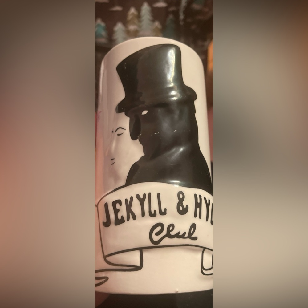 Vintage Jekyll And Hyde Club NYC  Embossed Mug/Vase DW530-8W